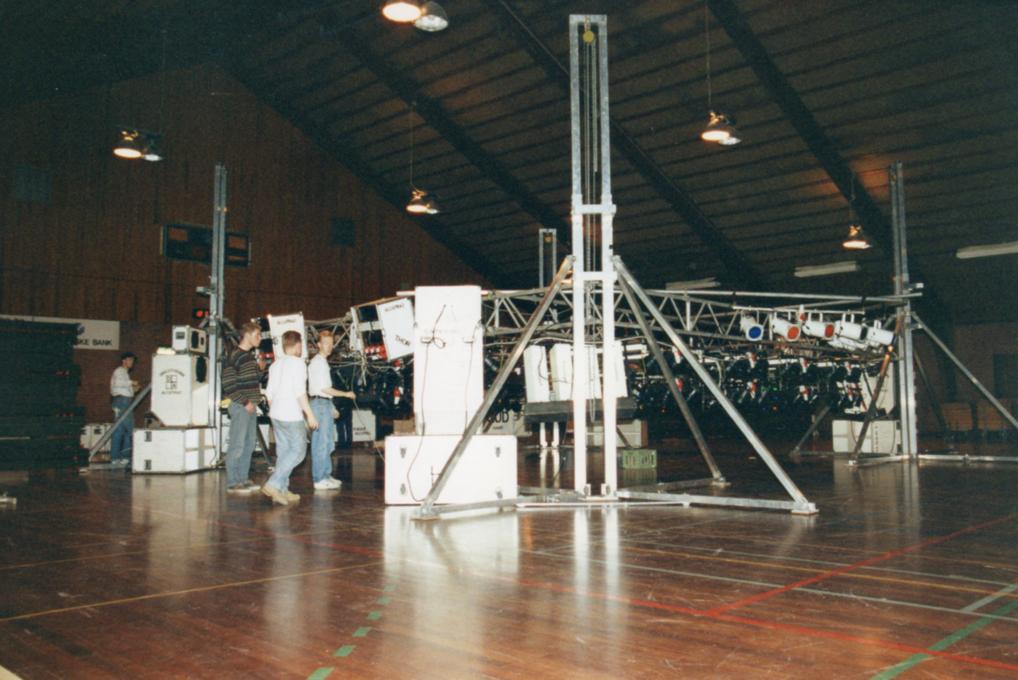 Fest-i-Hallen-25.-februar-1994-(0).jpg