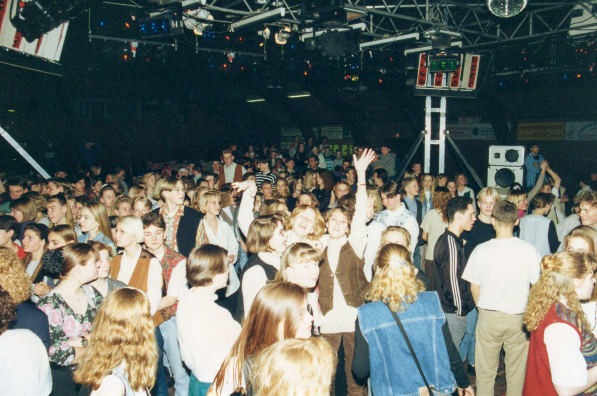 Fest-i-Hallen-25.-februar-1994-(24).jpg