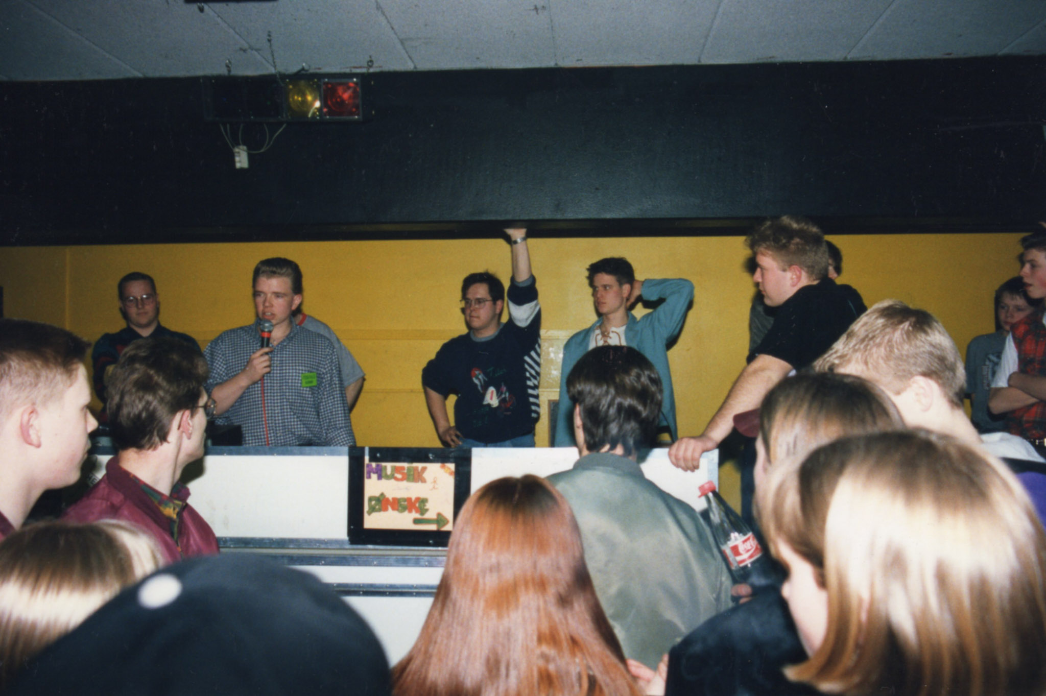 Velkommen-til-7.-klasserne-25.-marts-1994.jpg