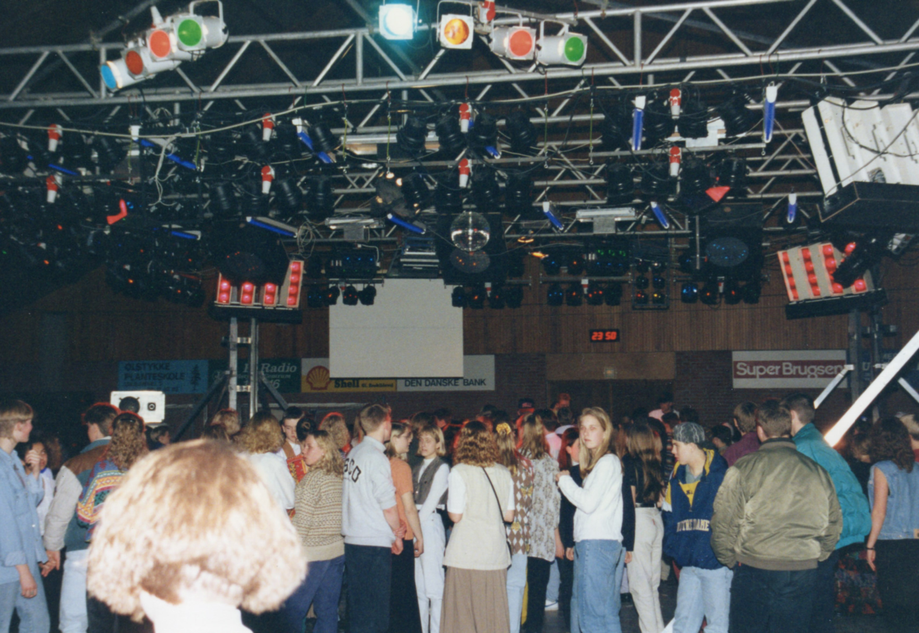 Fest-i-Hallen-25.-februar-1994-19.jpg